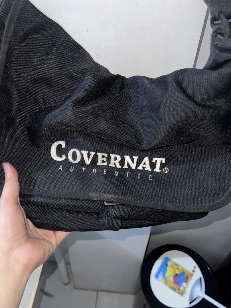 COVERNAT Authentic Black Sling Bag (Category: Sling Bags) located in Manila. Submitted by asa68984 (Listing ID 1460877381, Image 2). Description: - Authentic Covernat black sling bag - Plenty of space with multiple compartments - Adjustable strap for comfort - Perfect for everyday use - Shows some signs of wear (please check photos for details).