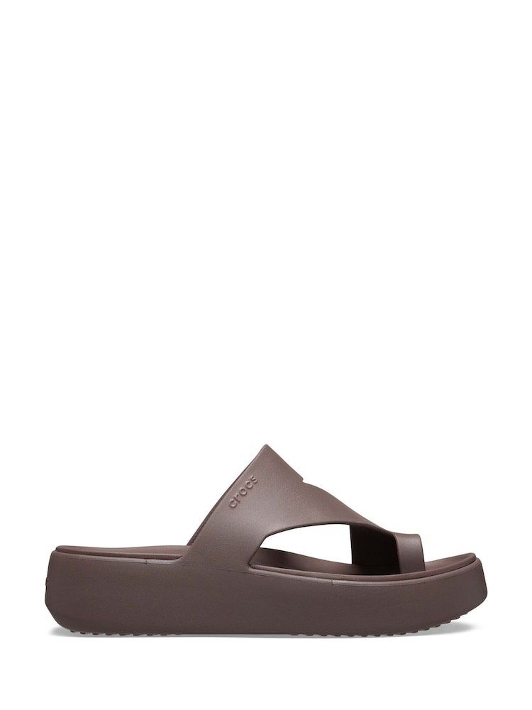 Crocs Getaway Platform Toe Loop Taupe 6 7 Womens (Category: Slippers and slides) located in Santa Rosa. Submitted by miqboutique (Listing ID 1460746954, Image 1). Description: Onhand✨ Getaway Platform Toe Loop Taupe 6 7 Womens ₱2,499 + SF • Ready to ship • Guaranteed Original Fb page: Miq's Boutique.