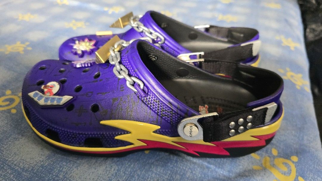 Crocs X Yu-Gi-Oh (Category: Slippers & Slides) located in Manila. Submitted by nhk061 (Listing ID 1460918696, Image 2). Description: For Sale CROCS X Yu-Gi-Oh BNDS BNEW SIZE 11US Crocs Classic Echo Clog Yu-Gi-Oh! Dark Magician 'Purple Multi-Color' - 7000 Crocs Classic Clog Yu-Gi-Oh! Yugi Yami 'Purple Multi-Color' - 6000 Take all pm for price Lalamove delivery or pickup manila area.
