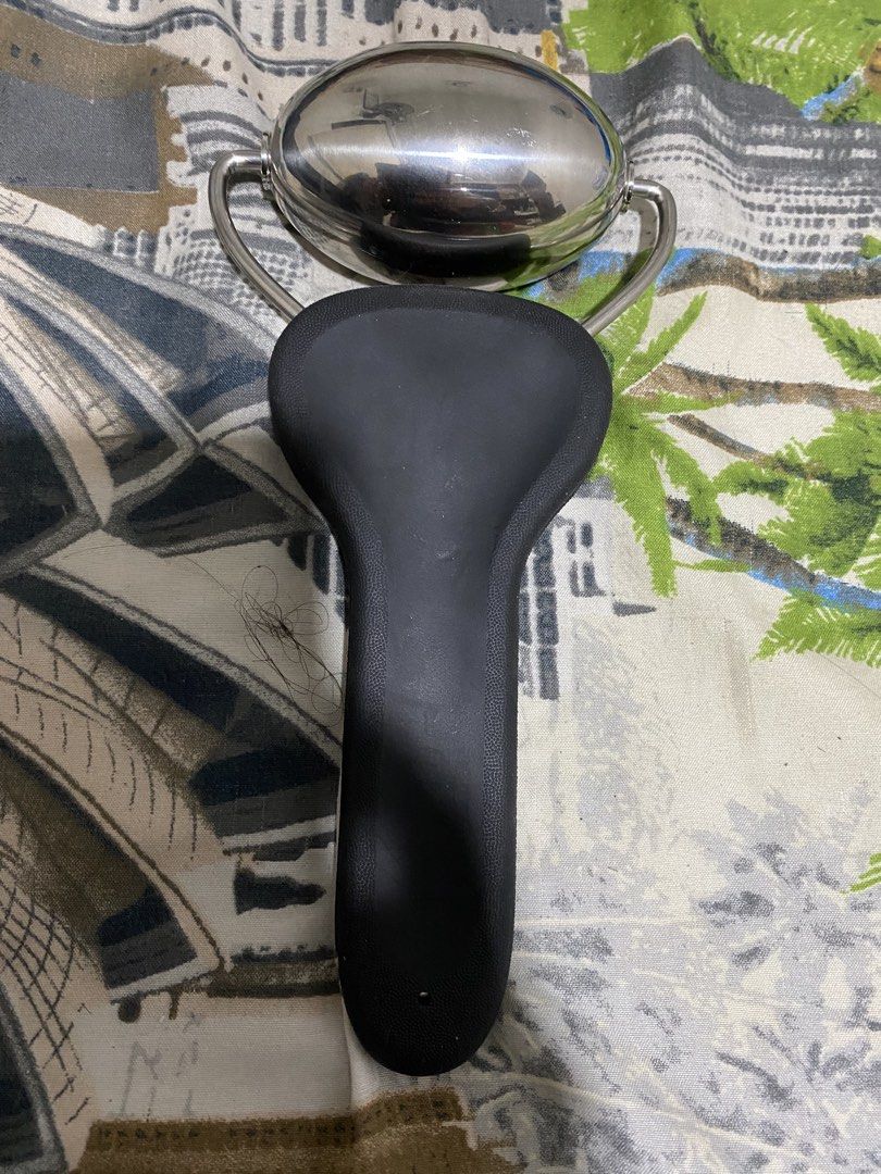 Cryo-Steel Athletics Pro-Tec Massage Roller (Category: Massage Devices) located in San Juan City. Submitted by fastturtle_d9ad50 (Listing ID 1460919121, Image 2). Description: Cryo-Steel Athletics Pro-Tec Massage Roller - Cryo-Steel Athletics Pro-Tec massage roller - Aids in muscle recovery and pain relief - Durable stainless steel roller - Ergonomic, comfortable handle - Ideal for athletes and muscle therapy needs - Convenient for home or gym us