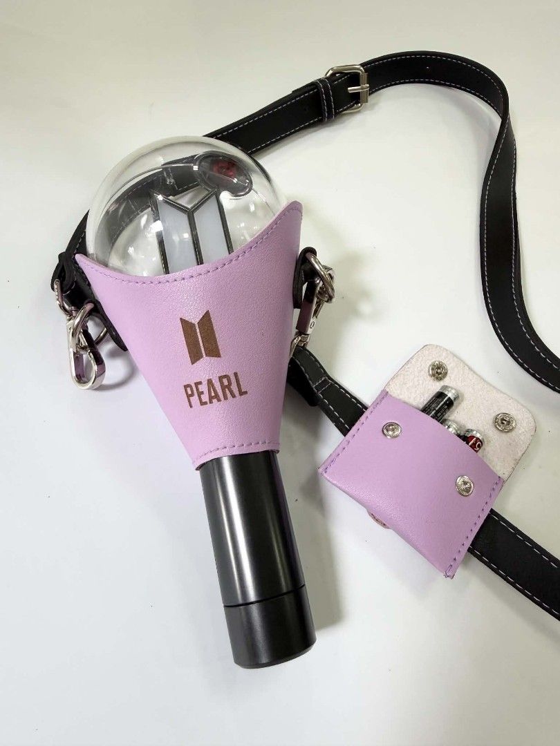 Customizable BTS Army Bomb Lightstick Cover with Name Engraving (Category: K-Wave Merchandise) located in Paranaque City. Submitted by regf_01 (Listing ID 1460780947, Image 2). Description: 💜 Calling all ARMY! 💜 you might want this 👀✨ Selling ARMY BOMB — perfect for your collection or for your next BTS concert! 🫶🏻💜 Also available in Black+Red combo P750 only!!!.