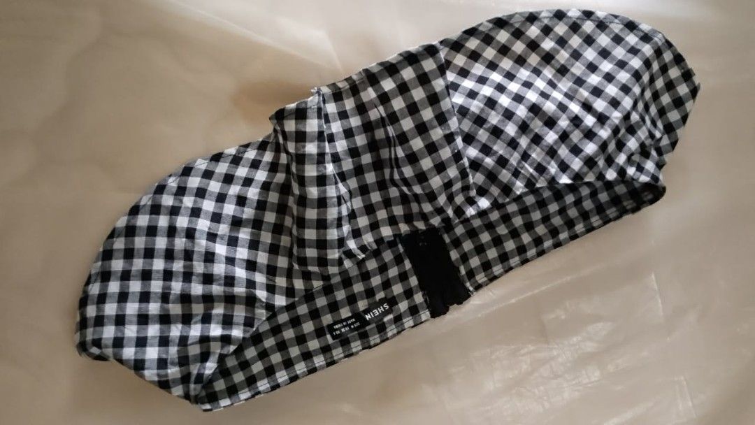Cute picnic tube (Category: Others Tops) located in Batangas. Submitted by srene.rcks (Listing ID 1460726201, Image 1). Description: -been used once or twice.