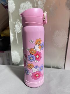 （分類：）位於 。 由 sarinnasss 提交（商品編號 1460827349，圖片 1）。簡介： 。