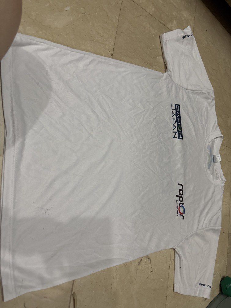 Dahon memorabilia shirt 21x29 (Category: Tshirts & Polo Shirts ) located in Manila. Submitted by vintageaccessories (Listing ID 1460853994, Image 1). Description: .