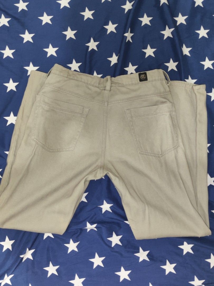 Daily Jeans Beige (Category: Jeans) located in Quezon City. Submitted by jerven_alonsabe (Listing ID 1460854252, Image 3). Description: size:30 meetup: SunTrust Asmara E. Rodriguez, Qc Lalamove/ J&T available.