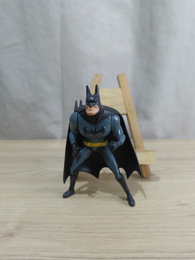 Dc Comics Batman (Category: Figurines & Statues) located in Cavite. Submitted by bodega_ni_kiks11 (Listing ID 1460897189, Image 1). Description: Jollibee Meal toy.