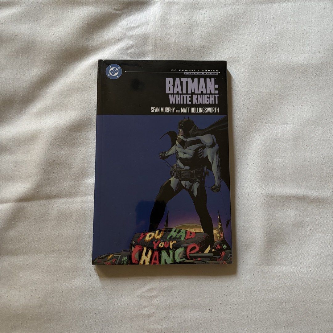 DC Comics Batman White Knight Compact Sealed (Category: Comics & Manga) located in Calamba. Submitted by batmayne (Listing ID 1460790353, Image 1). Description: Brand new, sealed RFS: Need funds, no time to read.