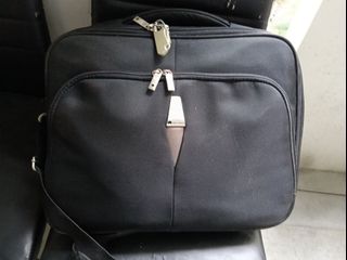 (Category: ) located in . Submitted by oldnewthingtosell8999 (Listing ID 1460917954, Image 1). Description: .
