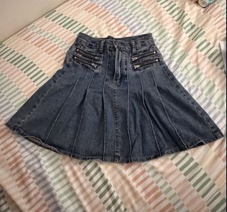 (Category: ) located in . Submitted by livelaughlovematcha (Listing ID 1460869920, Image 1). Description: .