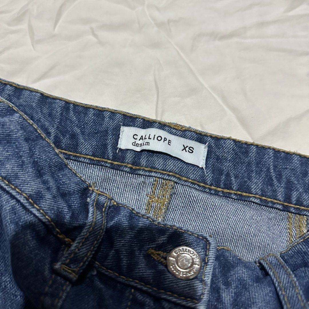 denim skirt from Doha Qatar (Category: Skirts) located in Manila. Submitted by aesthea_closet (Listing ID 1460865829, Image 2). Description: .