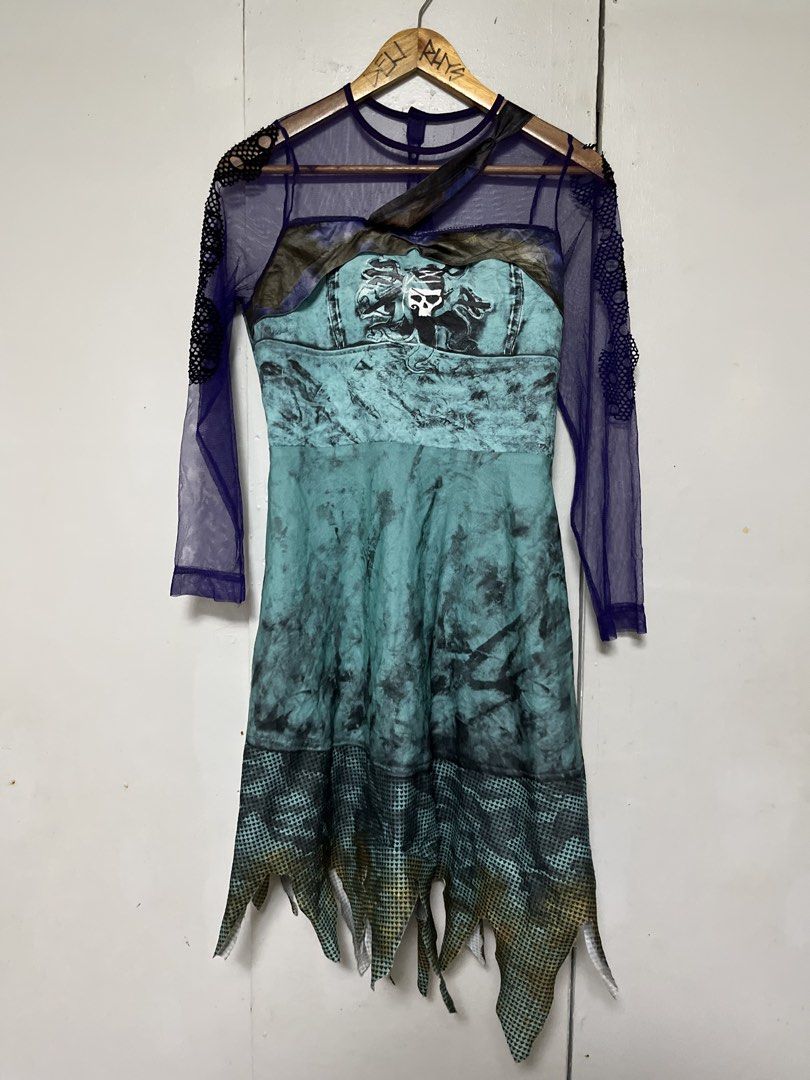 Descendants Multi-Color Costumes (Category: Others Tops) located in Kabankalan. Submitted by zeich_thrift (Listing ID 1460806832, Image 1). Description: Descendants Multi-Color Costumes 14x35 Excellent condition No issue .