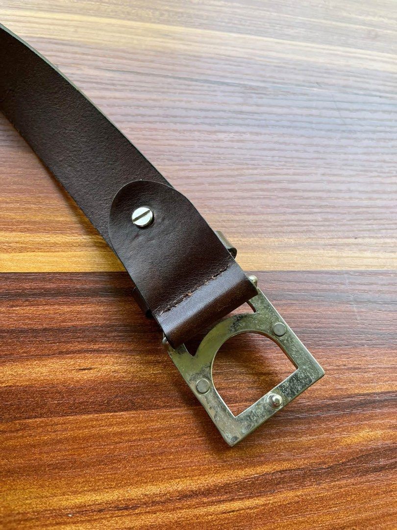 D&G leather belt (Category: Belts) located in Oroquieta. Submitted by mightyfalcon.f3b3e6 (Listing ID 1460730706, Image 3). Description: D&G genuine leather Whole belt- 43 inches 1st Hole-35 inches Last hole - 39 inches.