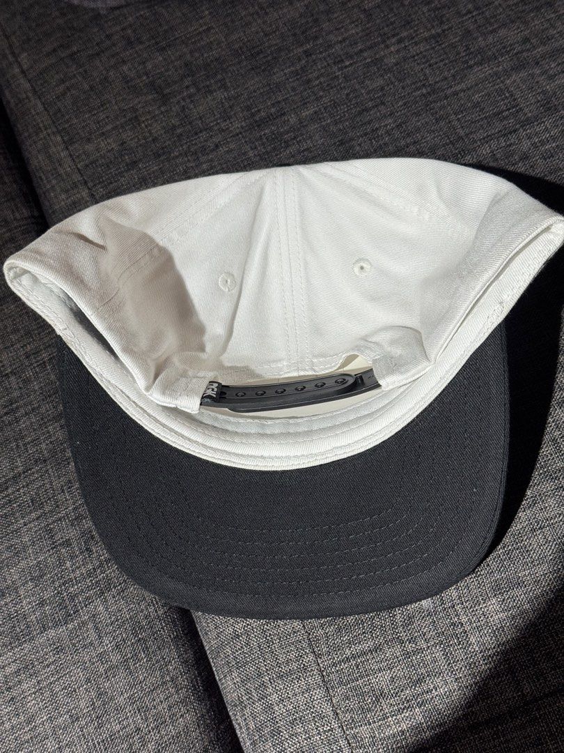 Dgk Rose White (Category: Caps & Hats) located in Cavite. Submitted by wsaleclub (Listing ID 1460883249, Image 2). Description: 10pcs up big discount Yes choosing Pm.