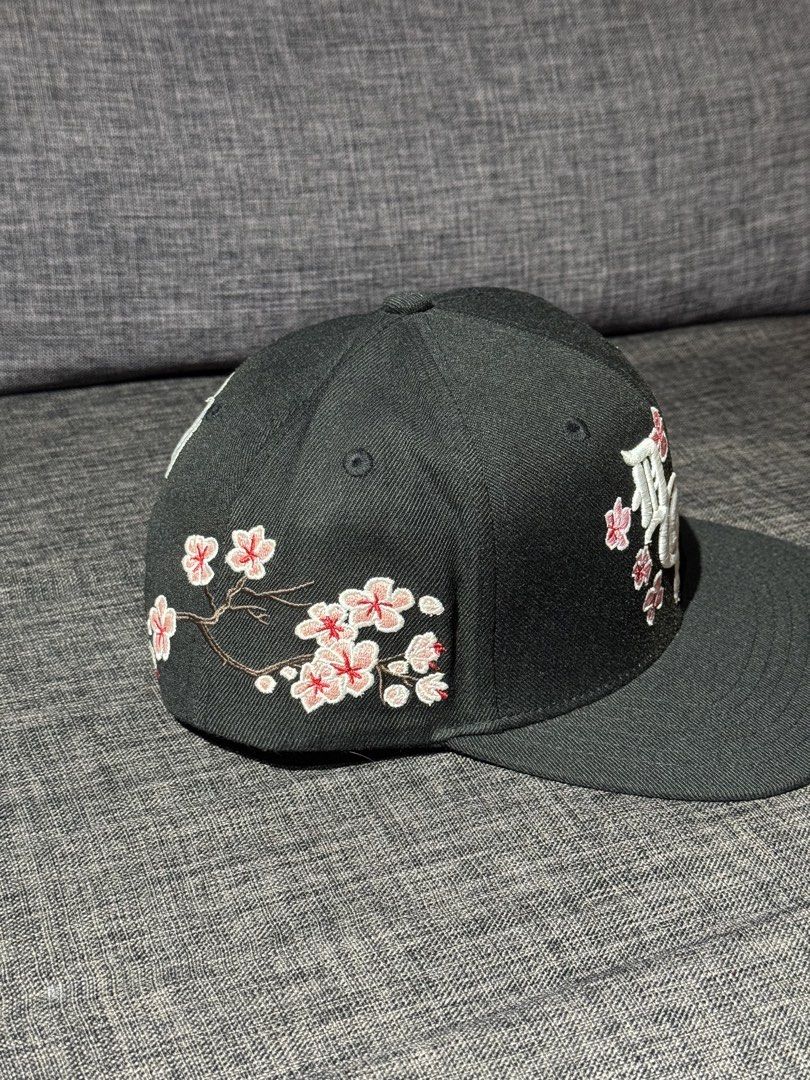 dgk sakura snapback (Category: Caps & Hats) located in Cavite. Submitted by wsaleclub (Listing ID 1460868776, Image 2). Description: 10pcs up big discount.
