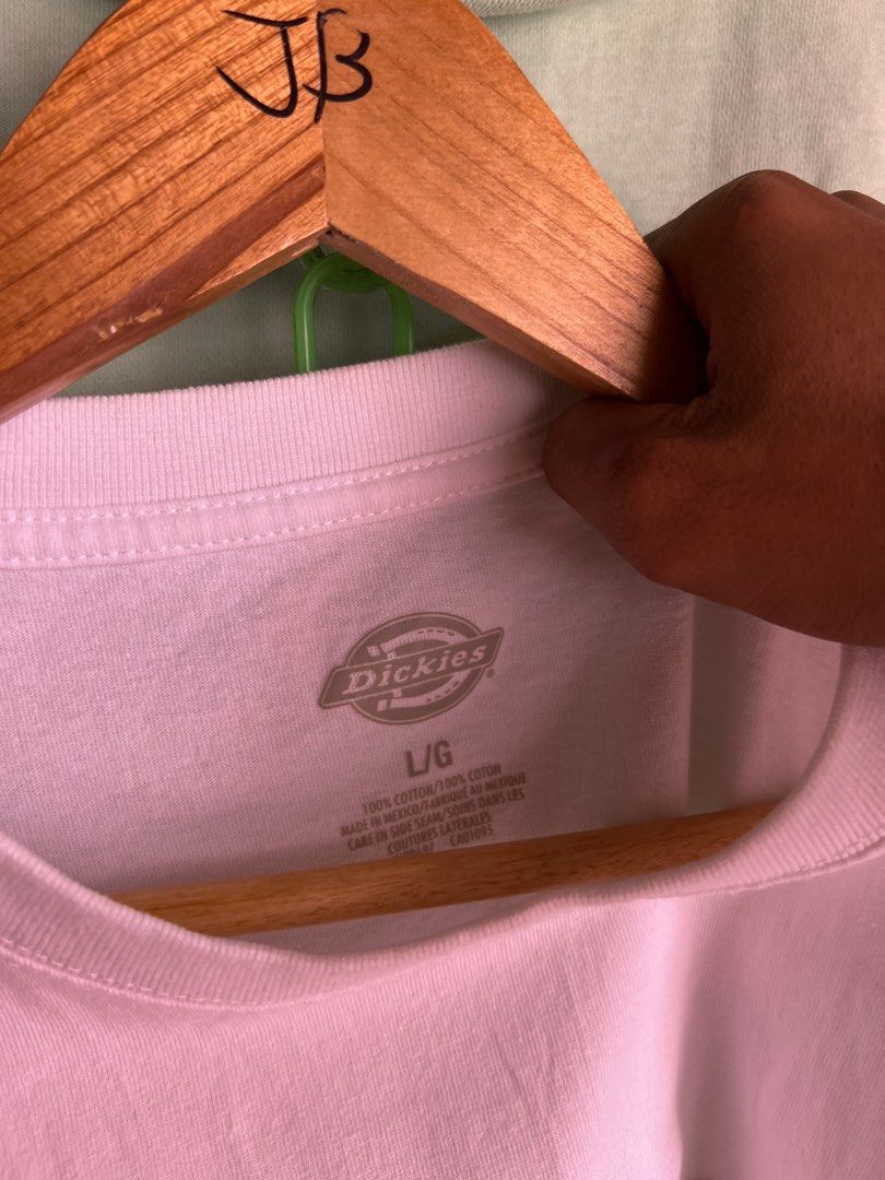 Dickies pocket tee (Category: Activewear) located in Balamban. Submitted by jersey033 (Listing ID 1460830401, Image 3). Description: 28/22 dimes In great like new No issue .