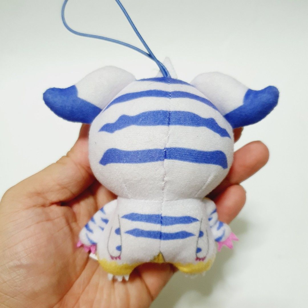 Digimon Adventure Plush Gabumon (Category: Plushies & Soft Toys) located in Taytay. Submitted by kyo.mono (Listing ID 1460886384, Image 2). Description: 💟Follow us on IG: kyo.mono for faster replies TikTok: kyo.mono_ for videos and review Good as new Auth from Japan Actual photo posted.