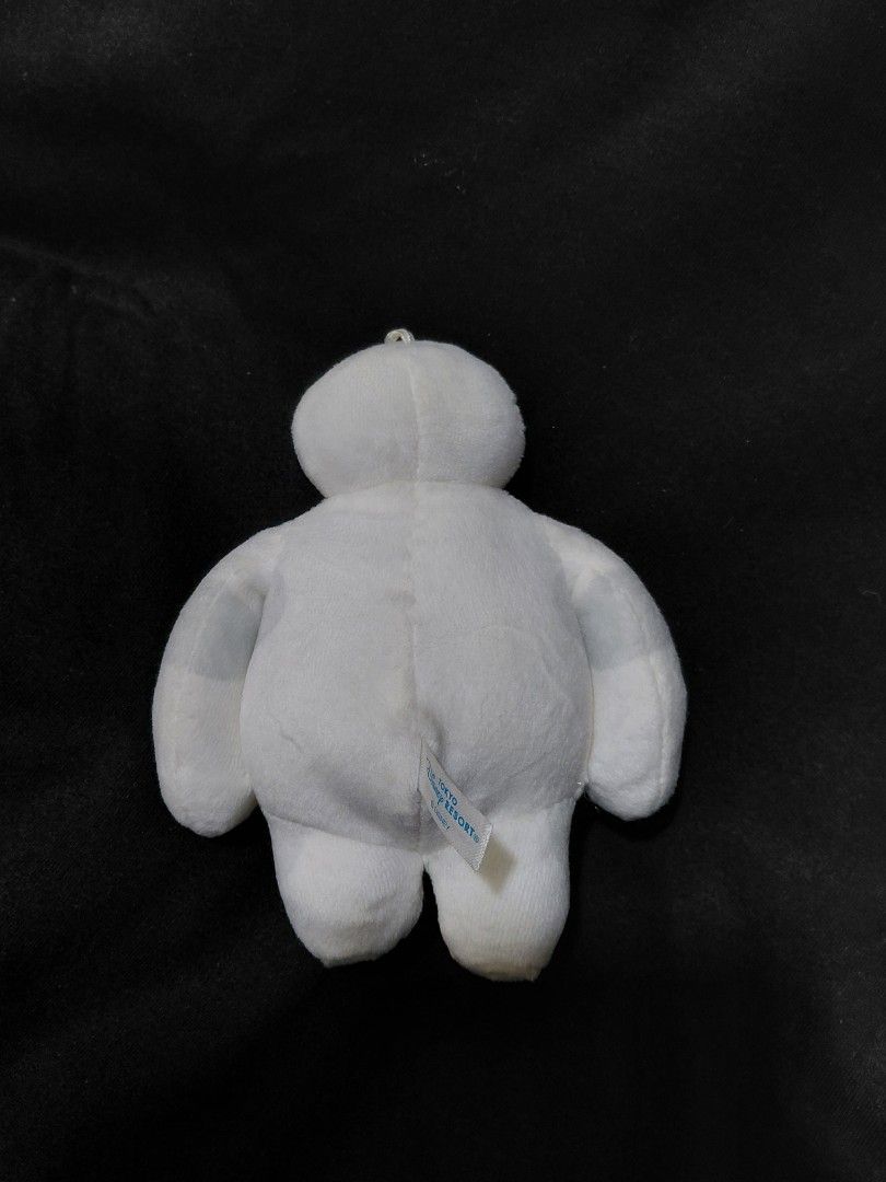 Disney Baymax Big Hero 6 Plush Charm (Category: Plushies & Soft Toys) located in Navotas City. Submitted by sanrio_galore (Listing ID 1460915643, Image 2). Description: ■Sold as is. ■Please note that they have been preserved indefinitely and are sold for collection purposes only. Kindly manage your expectations and see all photos provided first before committing to buy. ■Shipping Fee NOT included ■cross-posted REMINDERS: Please chat us for confir