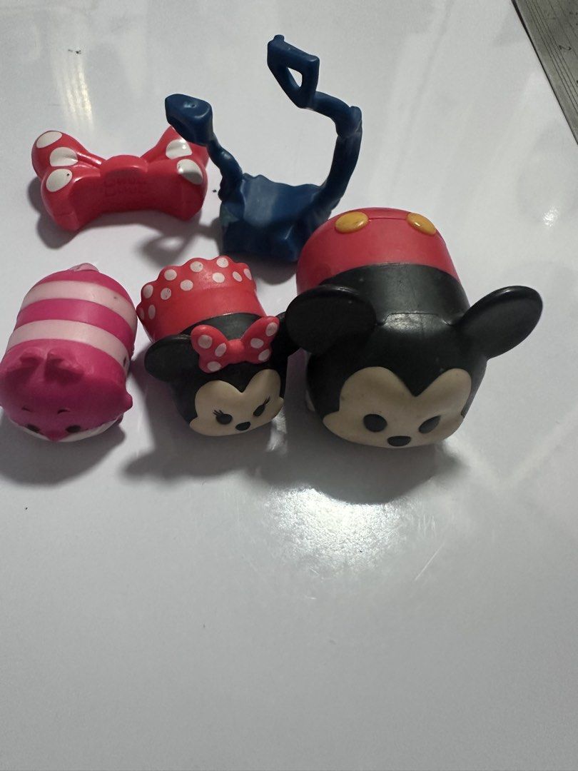 Disney Tsum Tsum take all, set only (Category: Designer & Blind Box Toys) located in San Juan City. Submitted by vrgyl (Listing ID 1460830836, Image 1). Description: - Set of 3 Disney Tsum Tsum figures - Includes Mickey Mouse, Minnie Mouse, and a pink striped pig - Comes with a red bow accessory - Includes a blue accessory - Ideal for Disney fans and collectors - Small collectible figures, great for display or play.