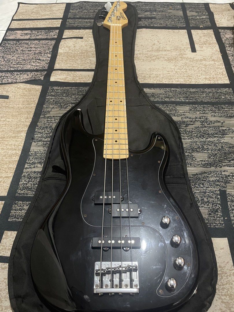Dnd Lightfoot Bass Guitar (Category: Musical Instruments) located in Manila. Submitted by j_service. (Listing ID 1460130244, Image 1). Description: D&D Lightfoot Bass Guitar No issue, working lahat meet up around silang and santa rosa.