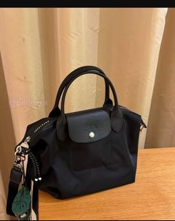 （分類：）位於 。 由 bellezza. 提交（商品編號 1460786242，圖片 1）。簡介： 。