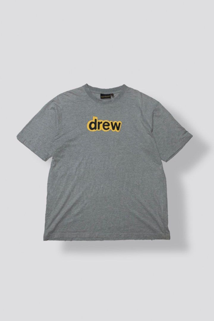 DREW T SHIRT (Category: Tshirts & Polo Shirts ) located in Cavite. Submitted by aronthrift_ (Listing ID 1460874809, Image 1). Description: DREW SHIRT SIZE: LARGE ON TAG LENGTH: 30 INCH WIDTH: 23 INCH COMPLETE TAGS EXCELLENT CONDITION NO ISSUE COLOR RATE: 10/10 LOCATION: IMUS CAVITE PM FOR MORE INFO📩.