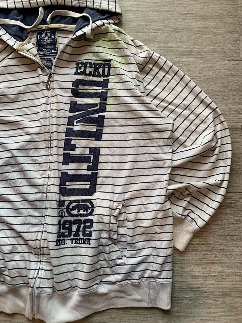 ECKO UNLTD. ZIP-UP HOODIE (Category: Hoodies) located in Manila. Submitted by kenzu_stuff (Listing ID 1460883665, Image 3). Description: Ecko Unltd. Striped Zip-Up Hoodie (HEAVY COTTON) Size: 3XL on tag Length: 29 Width: 25 Issue: see last pic, need wash Condition: 9/10 We do shipping nationwide 🌐 • Strictly payment first. • Sf will be shouldered by the buyer. 📍Purok 1 Brgy. Banlic, Cabuyao Laguna (infront of waltermart cabuyao) for pick-ups.