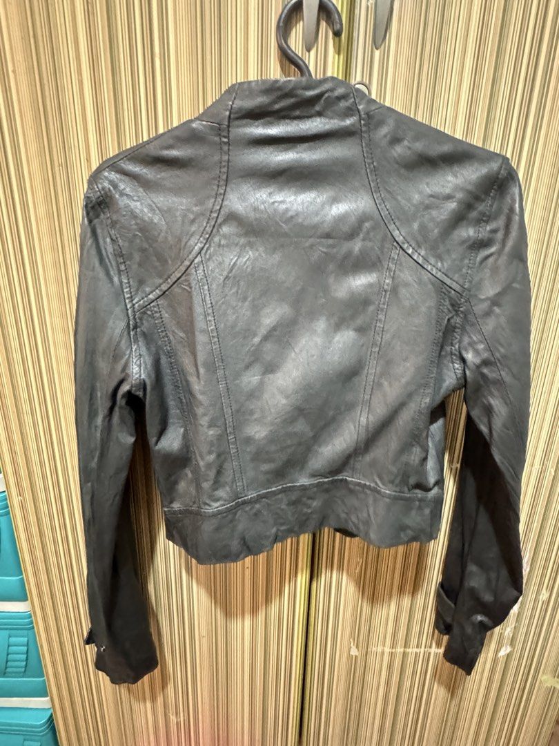 Eighty Twenty Two Crop Leather Jacket (Category: Coats, Jackets and Outerwear) located in Manila. Submitted by chie04_875 (Listing ID 1460729255, Image 3). Description: -Black leather cropped jacket - SIZE: XS -In good condition - No issues - From The Eighty Twenty - Zip details on pockets and sleeves - Asymmetrical zip front closure - Collar can be worn up or down - Ideal for layering.
