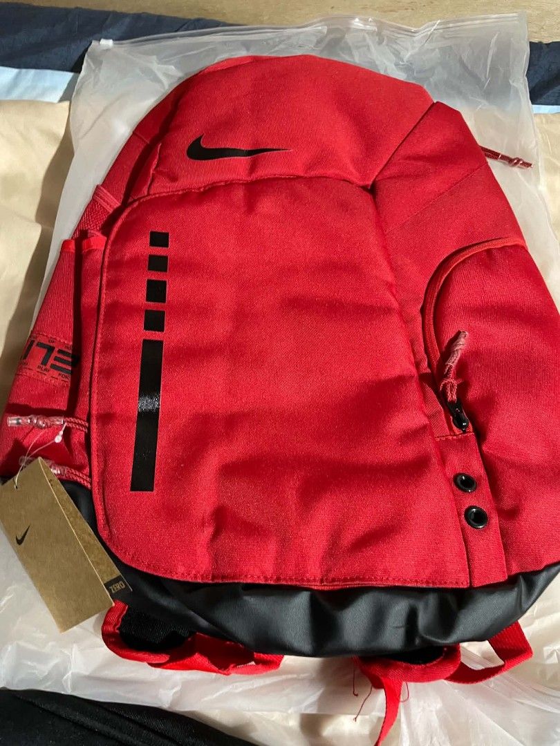 Elite backpack (Category: Backpacks) located in Manila. Submitted by dynwen_ (Listing ID 1460875655, Image 1). Description: matibay brand new maganda spacious affordable good for sporty people you can use it as travel bag, and an everyday bag.