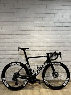 (Category: ) located in . Submitted by bicyclecustoms (Listing ID 1460866397, Image 1). Description: .