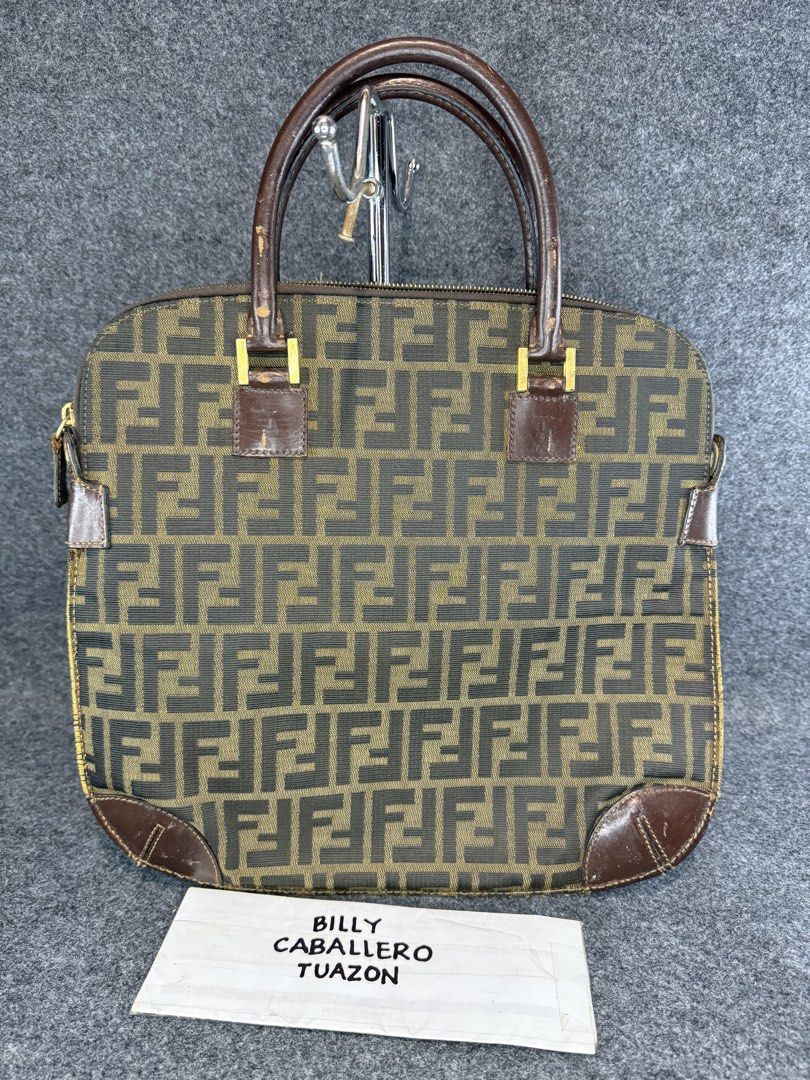 FENDI ZUCCA MONOGRAM FLAT HANDBAG (Category: Luxury Bags & Wallets) located in Taguig. Submitted by billsanity (Listing ID 1460857308, Image 2). Description: ⚠️ READ THE DESCRIPTION AND CHECK ALL PICS BEFORE INQUIRING ⚠️ ⚠️GRAB IT BEFORE IT’S GONE⚠️ ⚠️MINE MO NA BAKA MAUNAHAN KA PA MAGSISI KA PA ⚠️ FENDI ZUCCA MONOGRAM FLAT HANDBAG 💯💯💯 Money back guaranteed Rank AB Used but in presentable condition Bawal sa maarte! Selling low for PHP 6950 onl