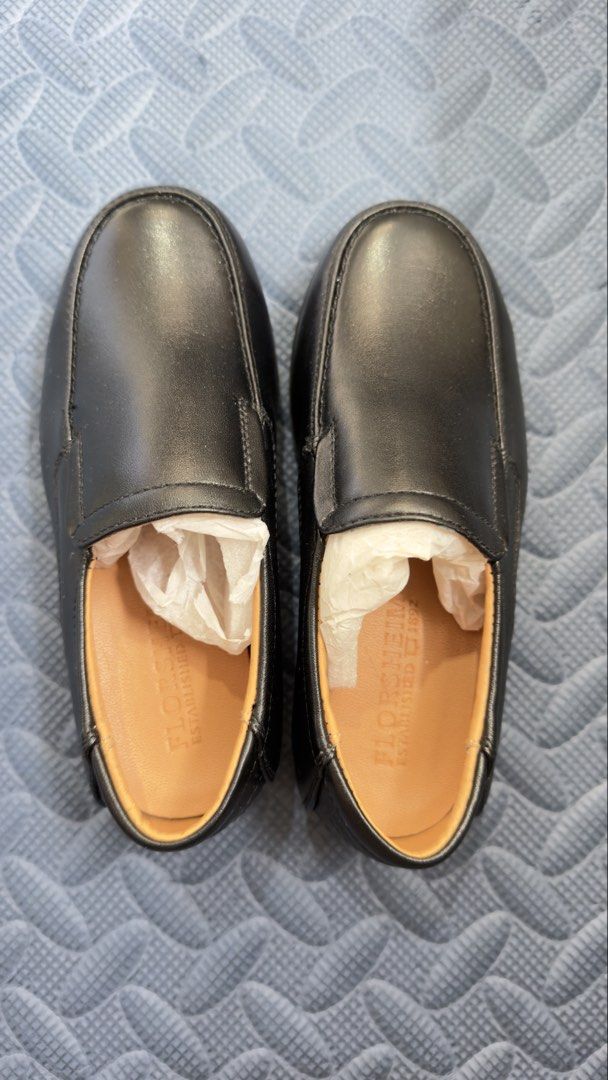 Florsheim Leather shoes (Category: Babies & Kids Fashion) located in Pasig City. Submitted by thelesslife.mnl (Listing ID 1460729035, Image 1). Description: With box Brandnew Size 26 Sold separately .