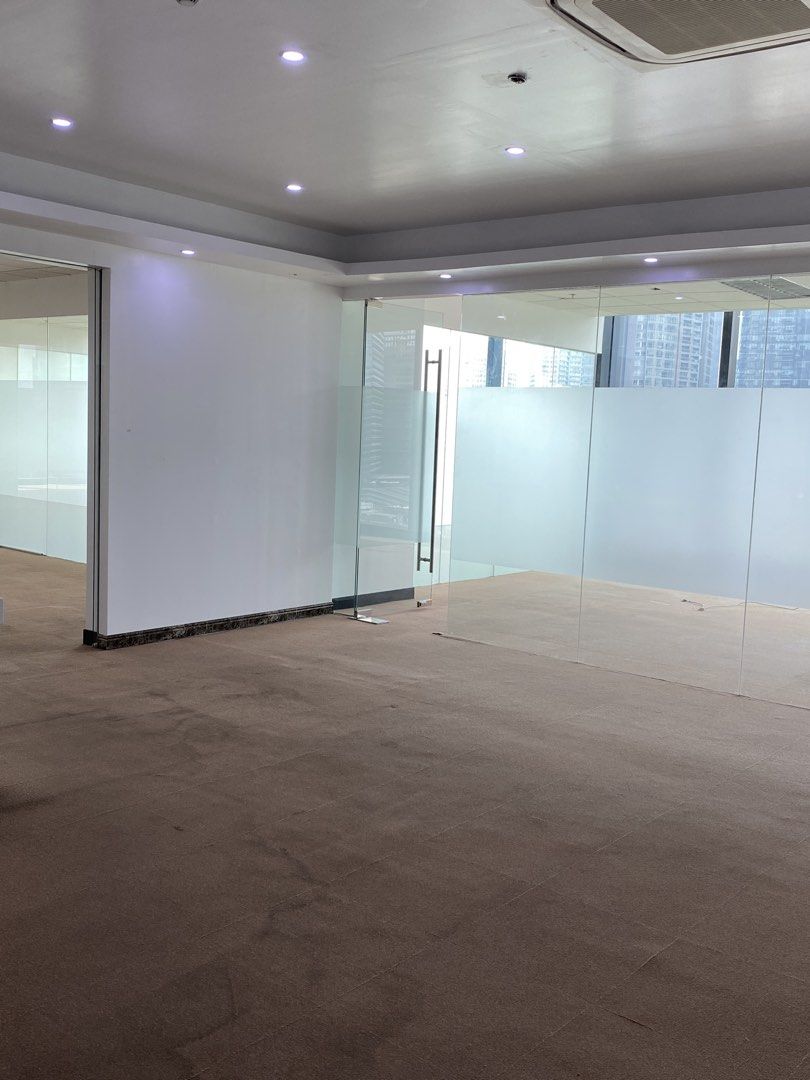 For Rent BGC Office (Category: Commercial) located in Mandaluyong City. Submitted by olxph_138268813_reapcpi (Listing ID 1460814420, Image 1). Description: For Rent BGC Office .