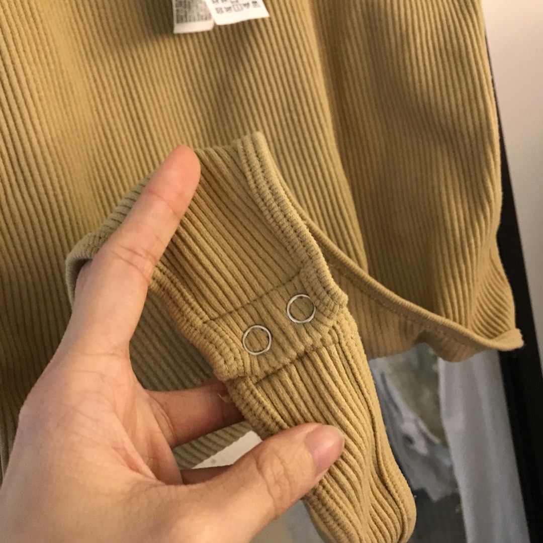 Forever 21 F21 Beige Bodysuit (Category: Undergarments & Loungewear) located in Naga. Submitted by swiftiestone (Listing ID 1460758497, Image 3). Description: .