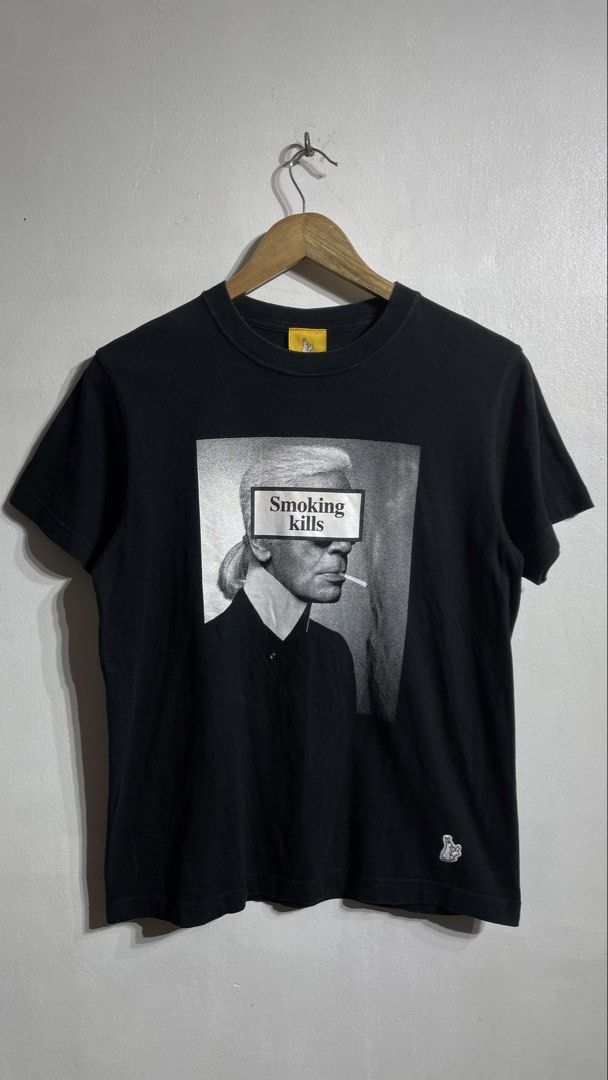 FR2 KARL LAGERFELD (Category: Tshirts & Polo Shirts ) located in Manila. Submitted by wiseshark_dac702 (Listing ID 1460778783, Image 1). Description: 🔥 FR2 🔥 📏 Dimensions: 25 - Length, 20 - Width 📐 Size: S on tag, Best fit M 🎨 Color rate: 9.5/10 ⚙️ Condition: 9.5/10.
