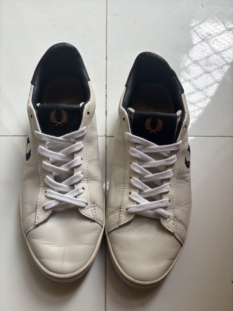 Fred Perry Casual Shoes (Category: Casual Shoes) located in Cebu City. Submitted by paldothrift (Listing ID 1460894248, Image 2). Description: Size 8 In Excellent Condition Solid find .