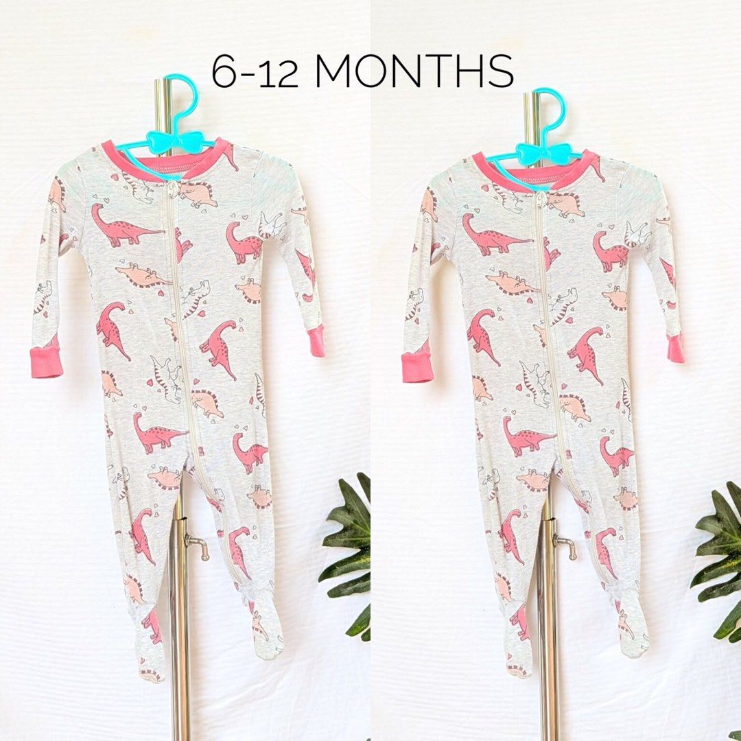 frogsuits (Category: Babies & Kids Fashion) located in Maasin. Submitted by cristy1231 (Listing ID 1460757989, Image 3). Description: preloved but well loved frog suits.