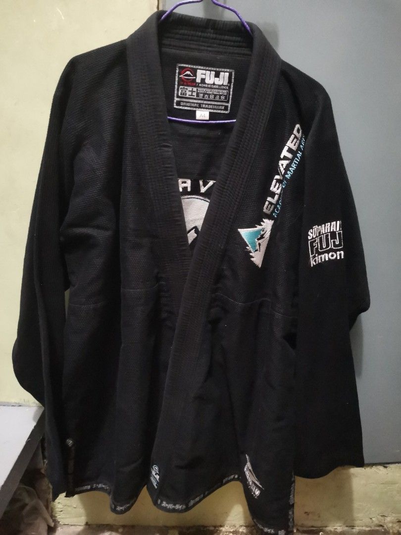 Fuji A4 Gi (Category: Combat Sports) located in Manila. Submitted by mharl16apron (Listing ID 1460737724, Image 2). Description: Like new condition All items are from bale please manage your expectation.