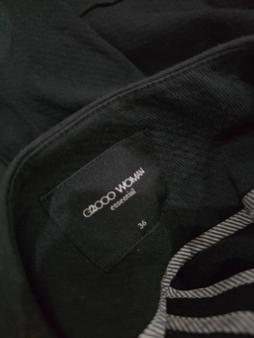 G2000 long jacket black (Category: Coats, Jackets and Outerwear) located in Batangas. Submitted by thevanitychamber (Listing ID 1460885100, Image 3). Description: .