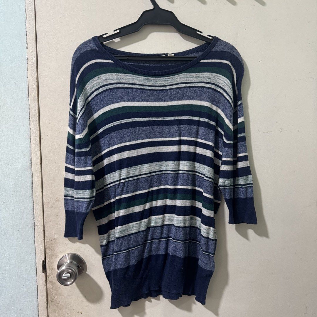 gap blue striped long sleeve top (Category: Others Tops) located in Pasay City. Submitted by ultzen (Listing ID 1460751170, Image 1). Description: - good quality cotton tbh - light wear only, not so hot - size S (fits up to M) - rfs: decluttering mop: bpi / gcash / maribank mod: j&t / lbc / sdd (manila).