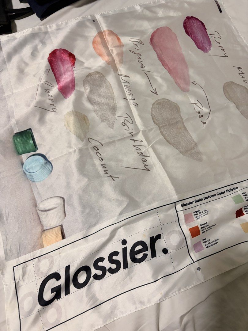 Glossier Silk headscarf / Bandana (Category: Scarves) located in Quezon City. Submitted by marsgarage (Listing ID 1460813641, Image 1). Description: RFS: not in use.