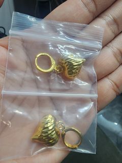 (Category: ) located in . Submitted by chrinathalie (Listing ID 1460745570, Image 1). Description: .