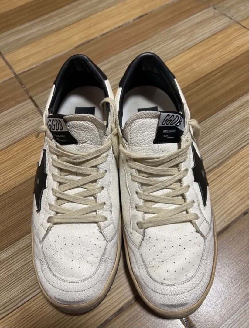 Golden Goose Ballstar 42 (Category: Casual Shoes) located in Manila. Submitted by johnpaul_moon (Listing ID 1460799271, Image 3). Description: Original 100% authentic minimal creases but overall shoe is good, bought from seoul. IF proven fake guarantee money back. One honest issue the insole is fake because nasira yung orig kaya mura ko lang ibebenta..