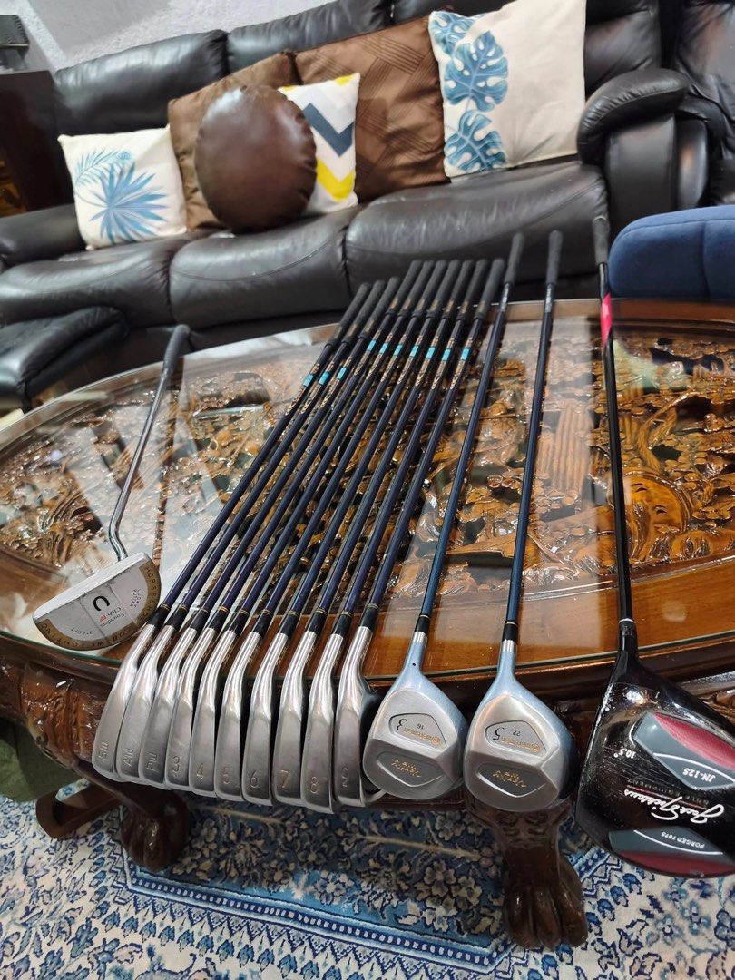 Golf Set (Category: Golf) located in Paranaque City. Submitted by chips24 (Listing ID 1460892839, Image 2). Description: For Sale Golf Set for only 8.7k pick up Bf Paranaque free shipping within MM..