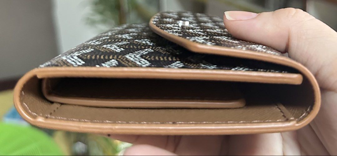 Goyard Wallet (Category: Luxury Bags & Wallets) located in Cebu City. Submitted by ludz_0246_2.0 (Listing ID 1457037265, Image 3). Description: Dustbag Box Coded Mono Brown Etekita Actual Photo.