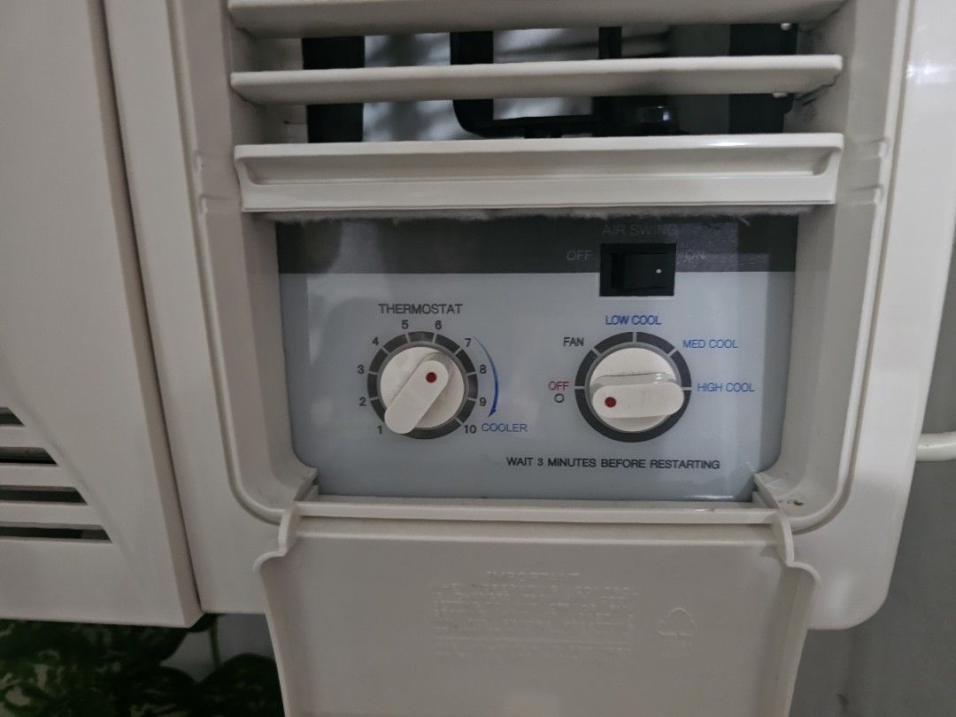 Gree Window Type Air Conditioner KX-45P 2.0 HP (Category: Air Conditioning and Heating) located in Manila. Submitted by popochamp (Listing ID 1460812822, Image 2). Description: - Gree Window Air Conditioner - 2.0 Horsepower (HP) - Excellent working condition - Features thermostat and fan controls - Ideal for cooling any room - Pick up only.