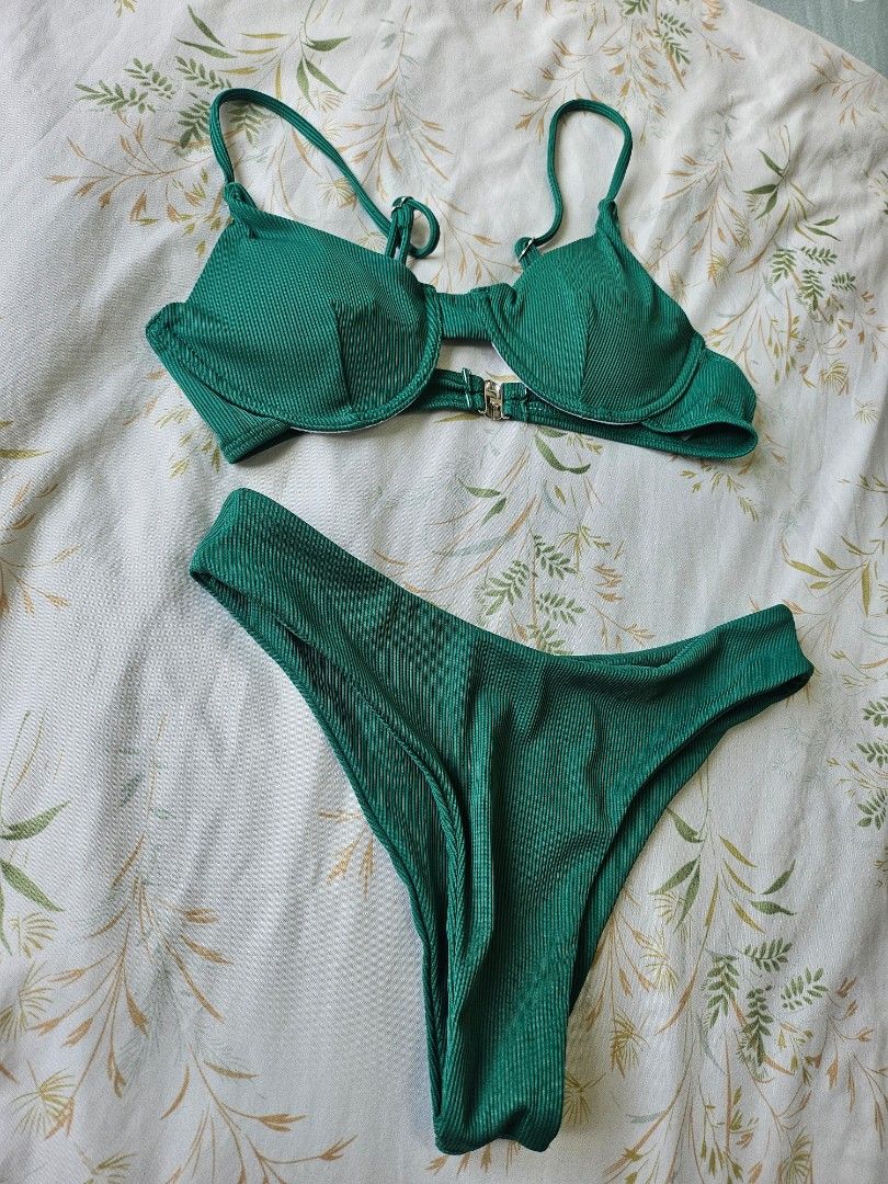 Green Bikini Set (Category: Bikinis & Swimsuits) located in Manila. Submitted by kunin.moto (Listing ID 1460721986, Image 1). Description: never used. size: Small good texture and quality stretchable.