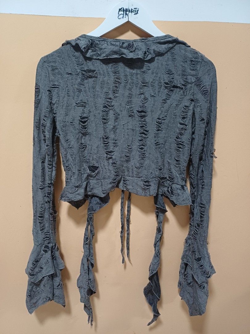 Grunge Fairy Tops (Category: Longsleeves) located in Davao. Submitted by phgrails082 (Listing ID 1460882143, Image 3). Description: Grunge Fairy Tops medium on tag excellent condition 800 add sf.