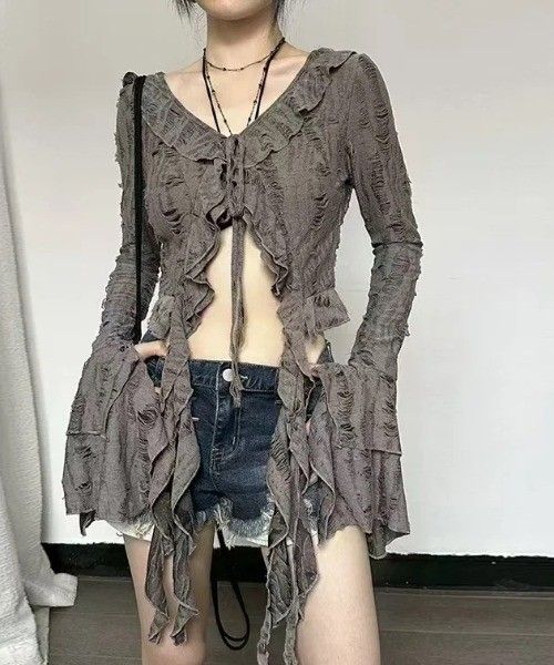 Grunge Fairy Tops (Category: Longsleeves) located in Davao. Submitted by phgrails082 (Listing ID 1460882143, Image 1). Description: Grunge Fairy Tops medium on tag excellent condition 800 add sf.