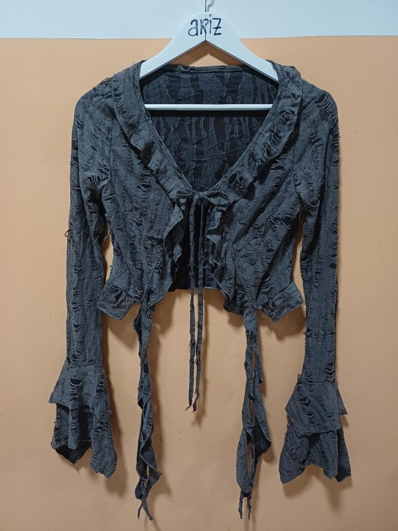 Grunge Fairy Tops (Category: Longsleeves) located in Davao. Submitted by phgrails082 (Listing ID 1460882143, Image 2). Description: Grunge Fairy Tops medium on tag excellent condition 800 add sf.