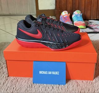 (Category: ) located in . Submitted by miv.snkrs (Listing ID 1460784996, Image 1). Description: .
